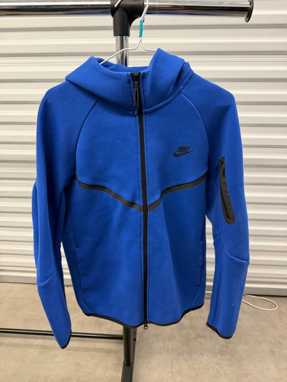 Nike Men’s Royal Blue Full-Zip Performance Jacket